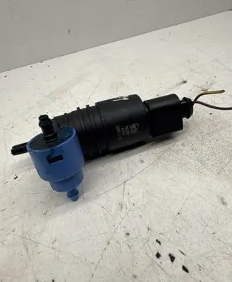 Mercedes-Benz B W245 Windscreen/windshield washer pump