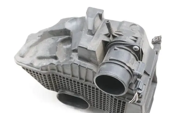 Renault Captur Air filter box 8201173592