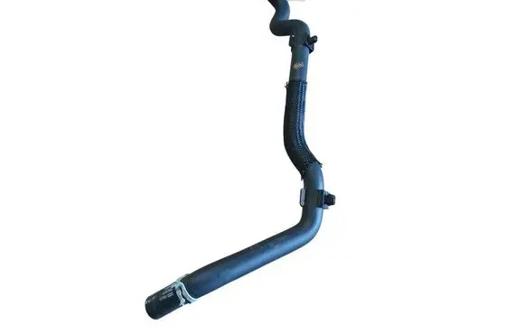 Toyota Yaris Cross Engine coolant pipe/hose