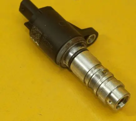 Seat Leon (5F) Camshaft vanos timing valve 04E906455AC