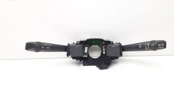 Volvo XC90 Wiper turn signal indicator stalk/switch 30669757 30768097 30669742