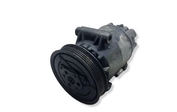 Renault Scenic II - Grand scenic II Air conditioning (A/C) compressor (pump) 8200316164KASACJA 8200316164