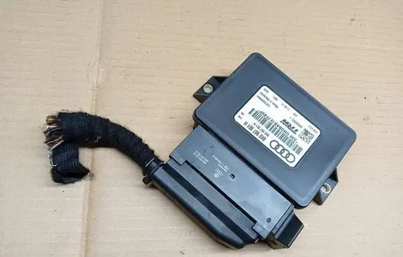 Audi A4 S4 B8 8K Hand brake control module 8K0907801H A2C53369554 32620205