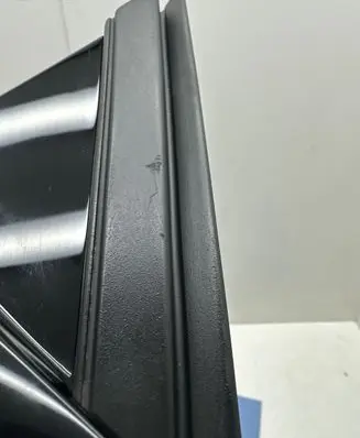 Volvo C40 Rear side window 32368583AA