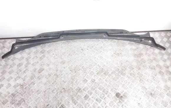 Volkswagen Touran I Wiper trim 2K0819403