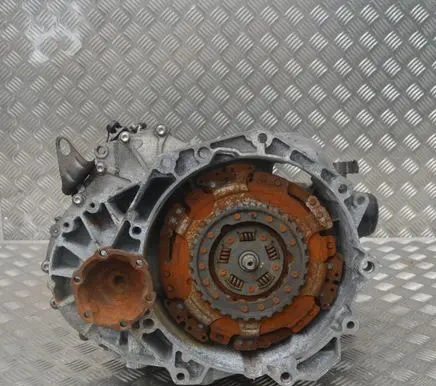 Manual 6 speed gearbox