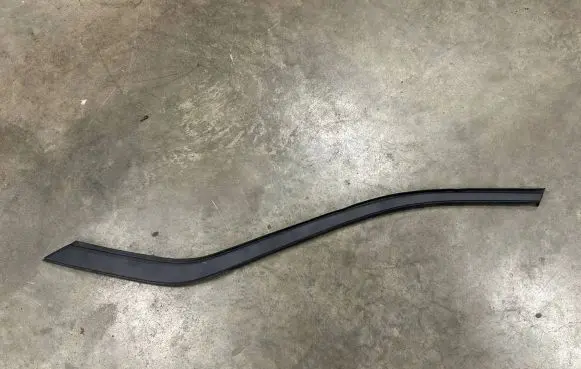 Opel Astra K Rear fender molding trim 39113933 39113931