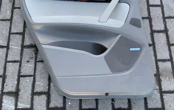 Audi Q7 4L Rear door card panel trim 4L0863981 4L0861333