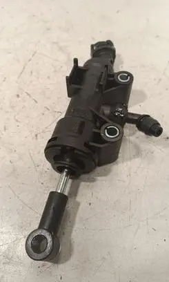 Mercedes-Benz C W205 Clutch master cylinder A2052900112