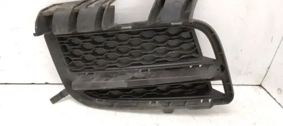 Jaguar XE Front bumper lower grill GX738B290AA GX738B290