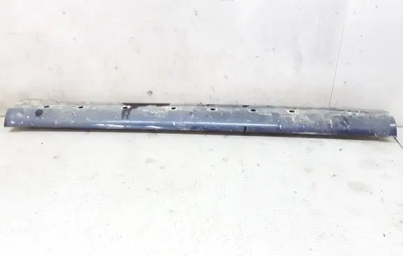 Pontiac Vibe Sill