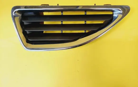 Renault Megane I Front grill 7700428963