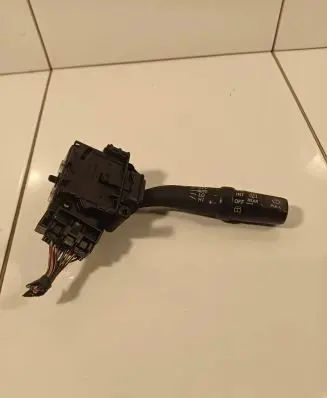 Toyota Avensis T250 Wiper switch 173654