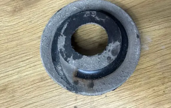 Skoda Octavia Mk2 (1Z) Rear coil spring rubber mount 1K0512149B
