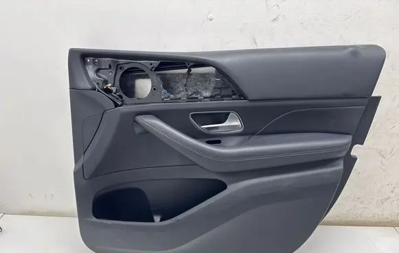 Mercedes-Benz GLE W167 Front door card panel trim A1677276800