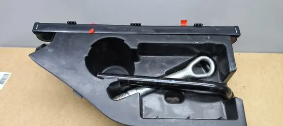 Mercedes-Benz A W176 Tool set A2468900188