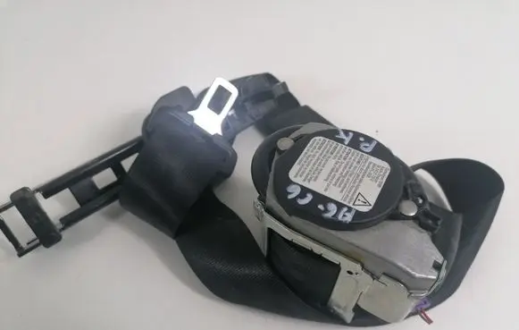 Audi A6 S6 C6 4F Front seatbelt 4F0857705