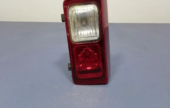 Opel Vivaro Rear/tail lights 265548758R