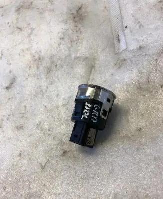Opel Grandland X Engine start stop button switch 9804007480
