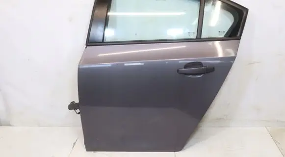 Chevrolet Cruze Rear door 