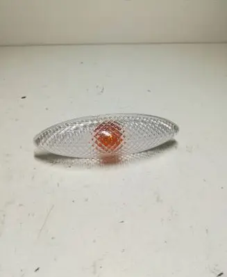 Toyota Yaris Front fender indicator light