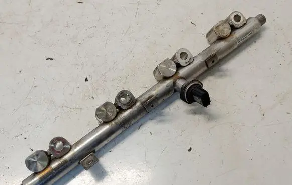 Hyundai Tucson IV NX4 Fuel main line pipe 353422M400