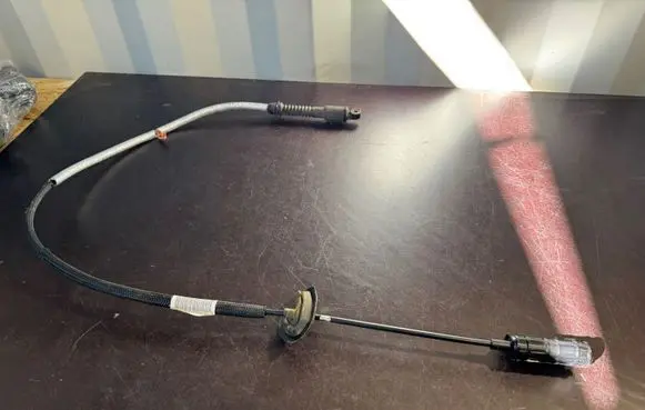 Dodge Durango III Gear shift cable linkage 68394556AB