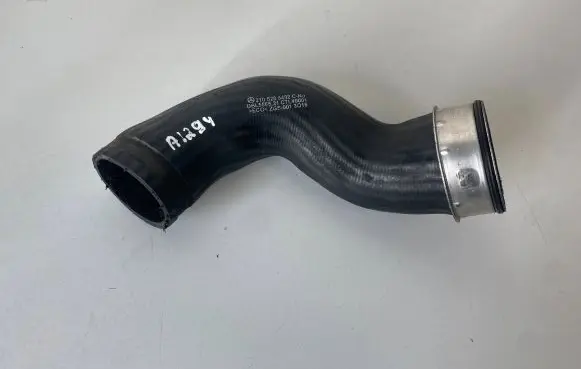 Mercedes-Benz E W210 Intercooler hose/pipe 2105285482 DBL556521 ZGS0013Q15