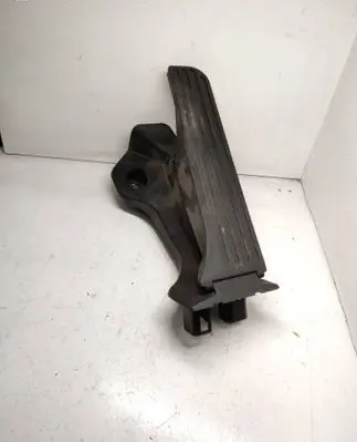 Volkswagen Tiguan Accelerator throttle pedal 1K1723503R 6510100101