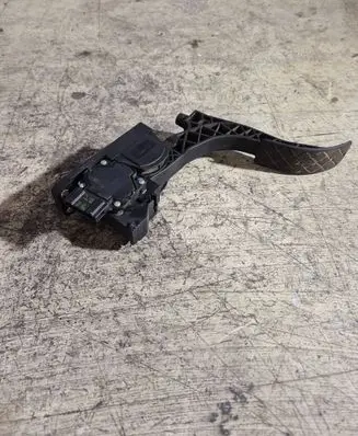 Audi A3 S3 8L Accelerator throttle pedal 0281002342 286500095 1J721503K