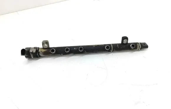 Mercedes-Benz B W245 Fuel main line pipe A6110780449