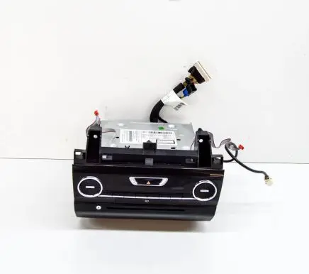 Maserati Ghibli Radio/CD/DVD/GPS head unit 06700329900 6700329900