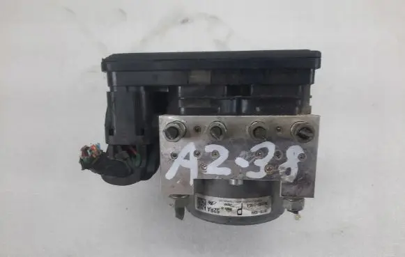 Suzuki Swift III ABS Pump 5611053RA