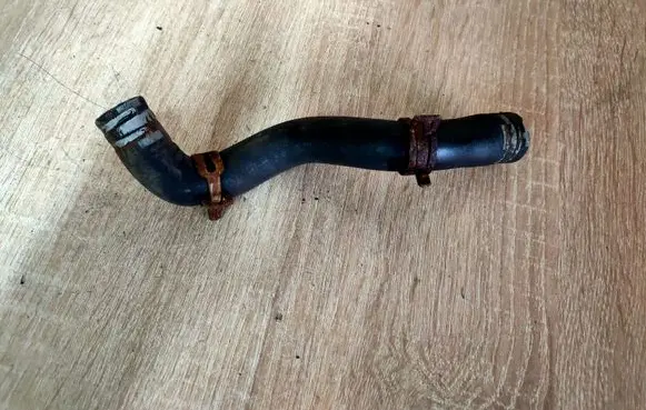 Ford Focus Engine coolant pipe/hose