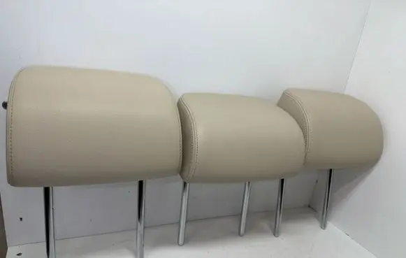 Volkswagen Touareg II Rear seat headrest BEIGE