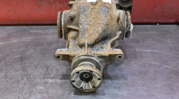 BMW 6 E63 E64 Rear differential 7526374