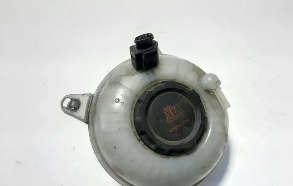 Volkswagen Golf VII Coolant expansion tank/reservoir 5Q0121407AA