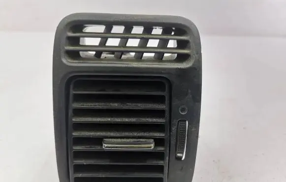 Honda CR-V Dashboard side air vent grill/cover trim 77630S9A00