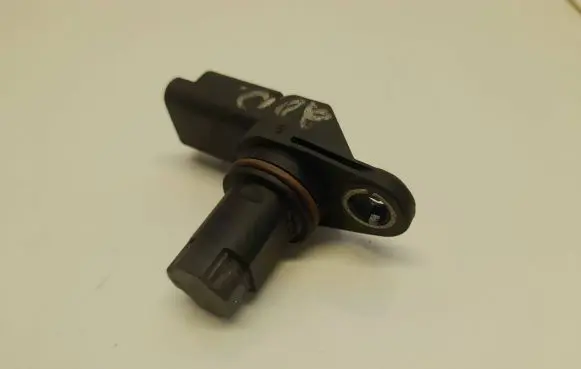 Renault Megane II Camshaft position sensor 8209587414