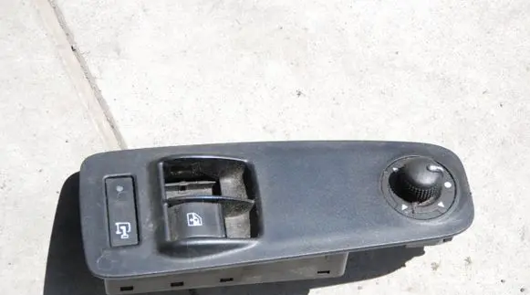 Fiat Ducato Tailgate/trunk/boot open switch 13OKM