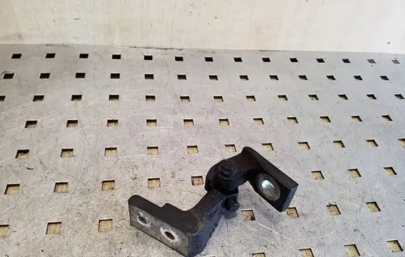 Audi A6 S6 C6 4F Rear door upper hinge