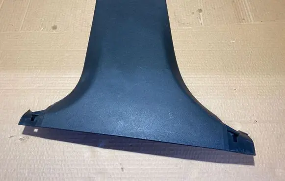 Mercedes-Benz GLC X253 C253 (B) pillar trim (bottom) A2536900525