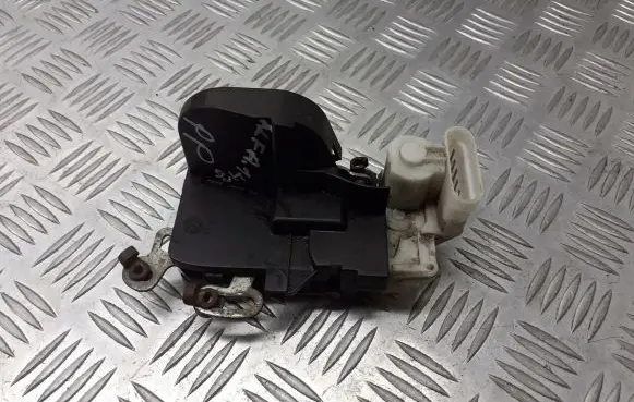 Alfa Romeo 147 Front door lock BRAK