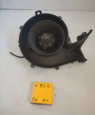 Opel Vectra C Heater fan/blower 985852T