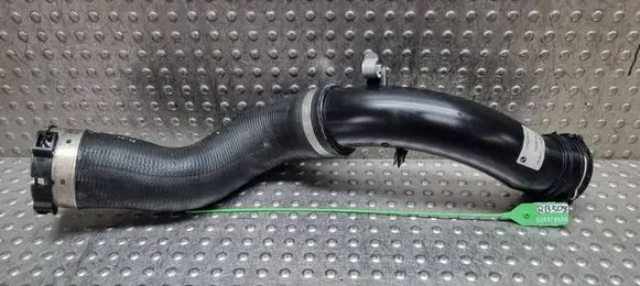 BMW 1 F20 F21 Intercooler hose/pipe S26378508 7597587