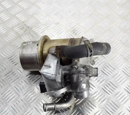 Volkswagen Caddy EGR valve cooler 04L131512G Y2397003