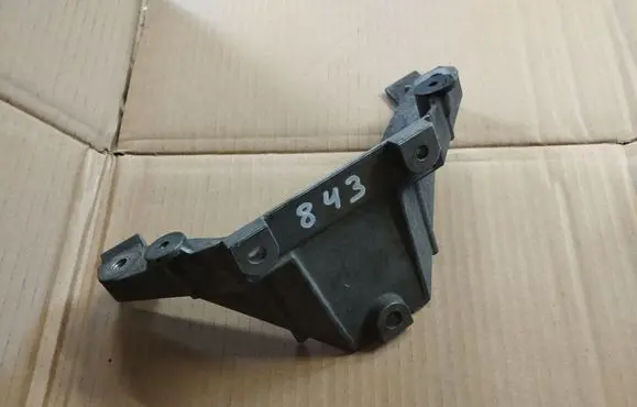 BMW X6 E71 Gearbox mounting bracket 5171713723804