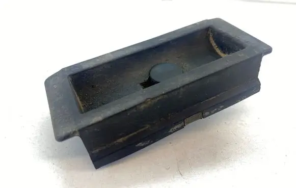 Audi A6 S6 C7 4G Jacking socket point 4G0802847 478408097