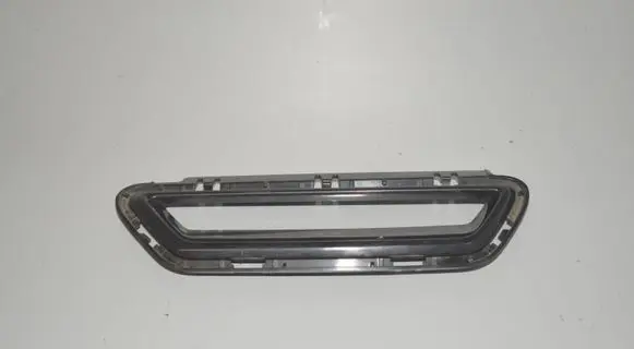 BMW i4 Front bumper lower grill 7947066 51117947066