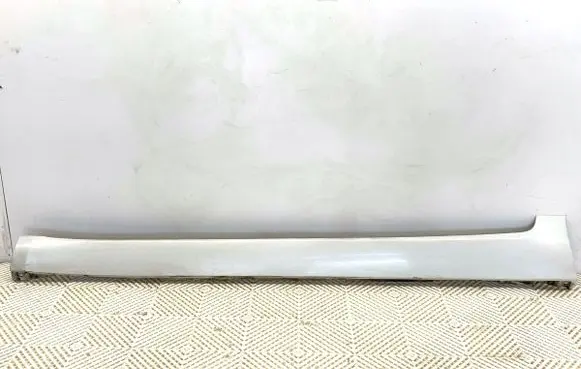 Citroen DS5 Front sill (body part) 9687121680